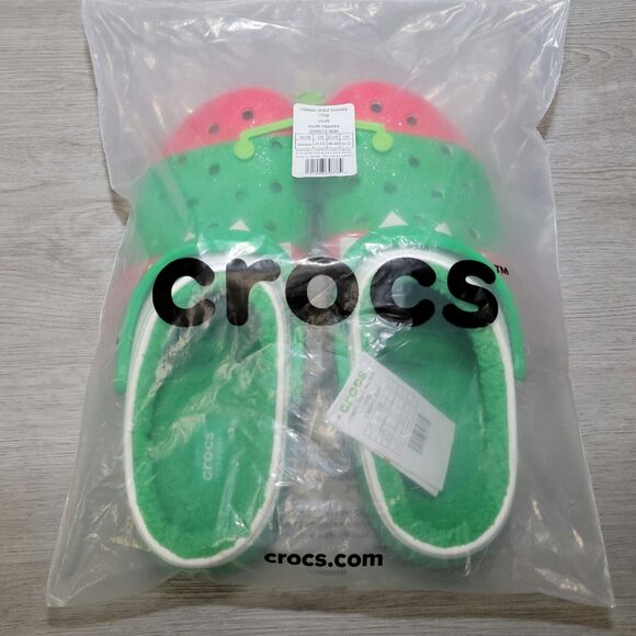 Crocs Unisex Classic Christmas Holiday Fuzzy Lined Clogs Sandals 13 Dual Comfort - Picture 2 of 11